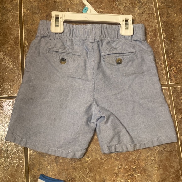 Shorts - Picture 2 of 3